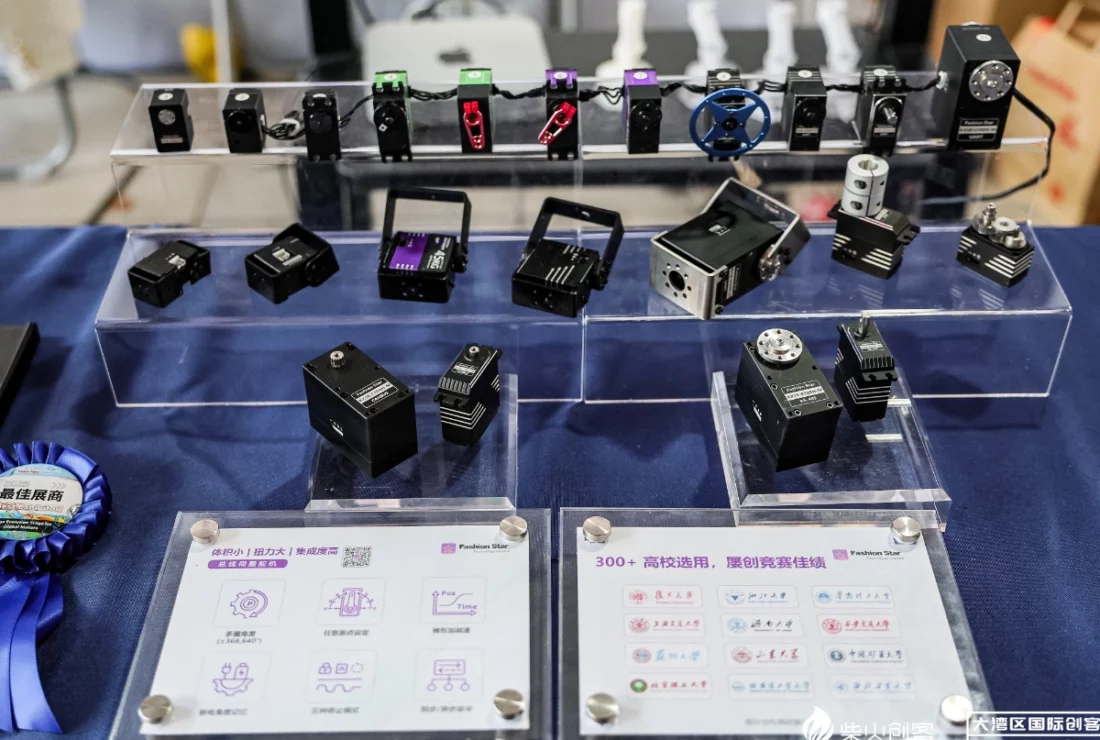 2ITB1rdJ_WH_1200x900px